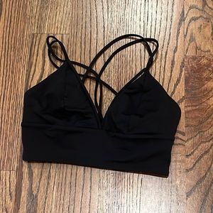 Lululemon sports Bra size 6 black